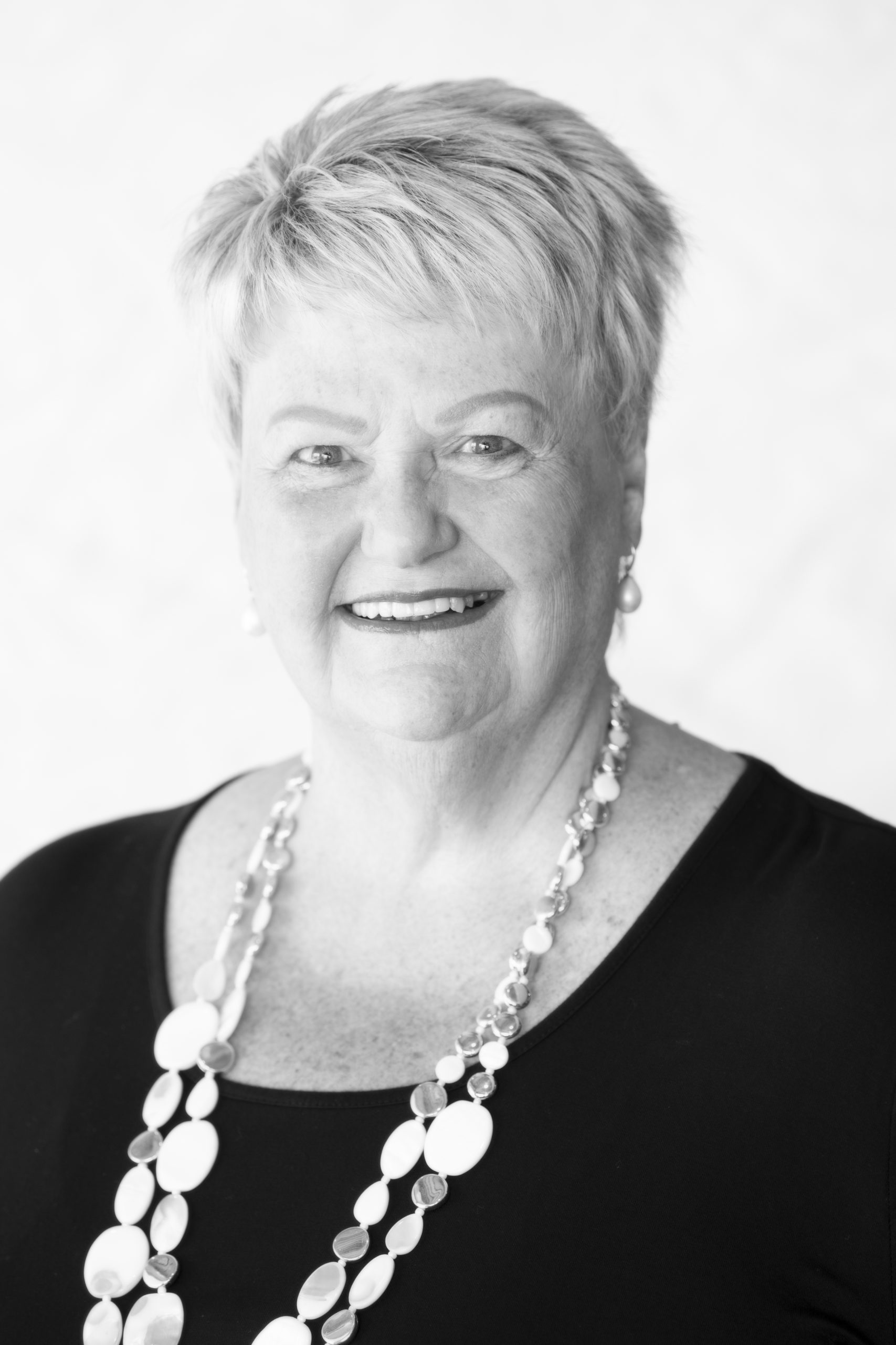 Anne Lee celebrant profile Image